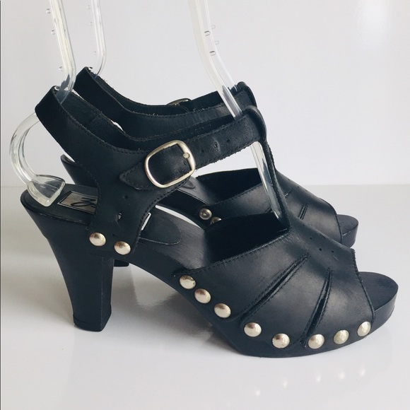 zodiac shoes from the 80s